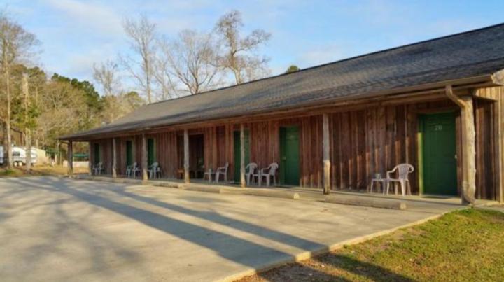 Whispering Creek Lodging & Rv Resort Newton Exteriér fotografie